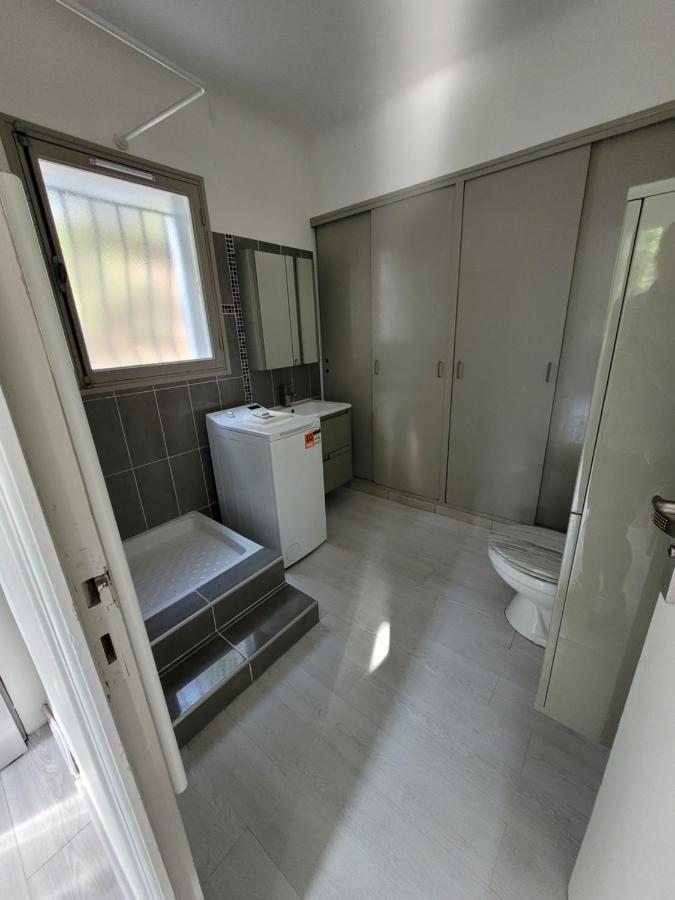 Studio Lit Double. Greoux-les-Bains ภายนอก รูปภาพ